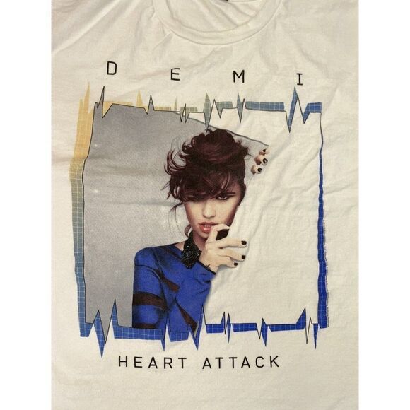 Demi Lovato Heart Attack Graphic T-shirt Women XL White Music - Picture 2 of 5